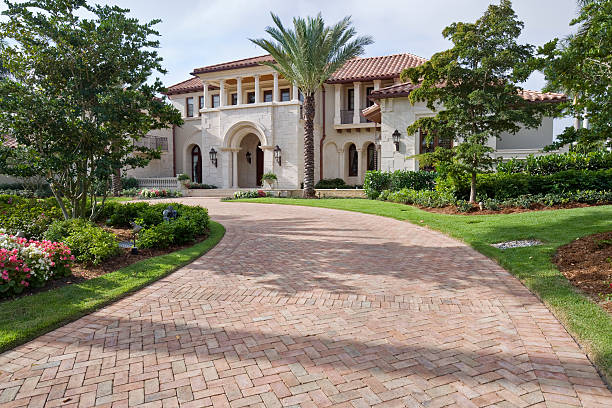 Reasons to Select Us for Your Driveway Paving Requirements in Huntington Beach, CA